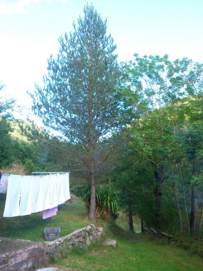 Refugi Quatre Cases Clot del Moro Exterior foto